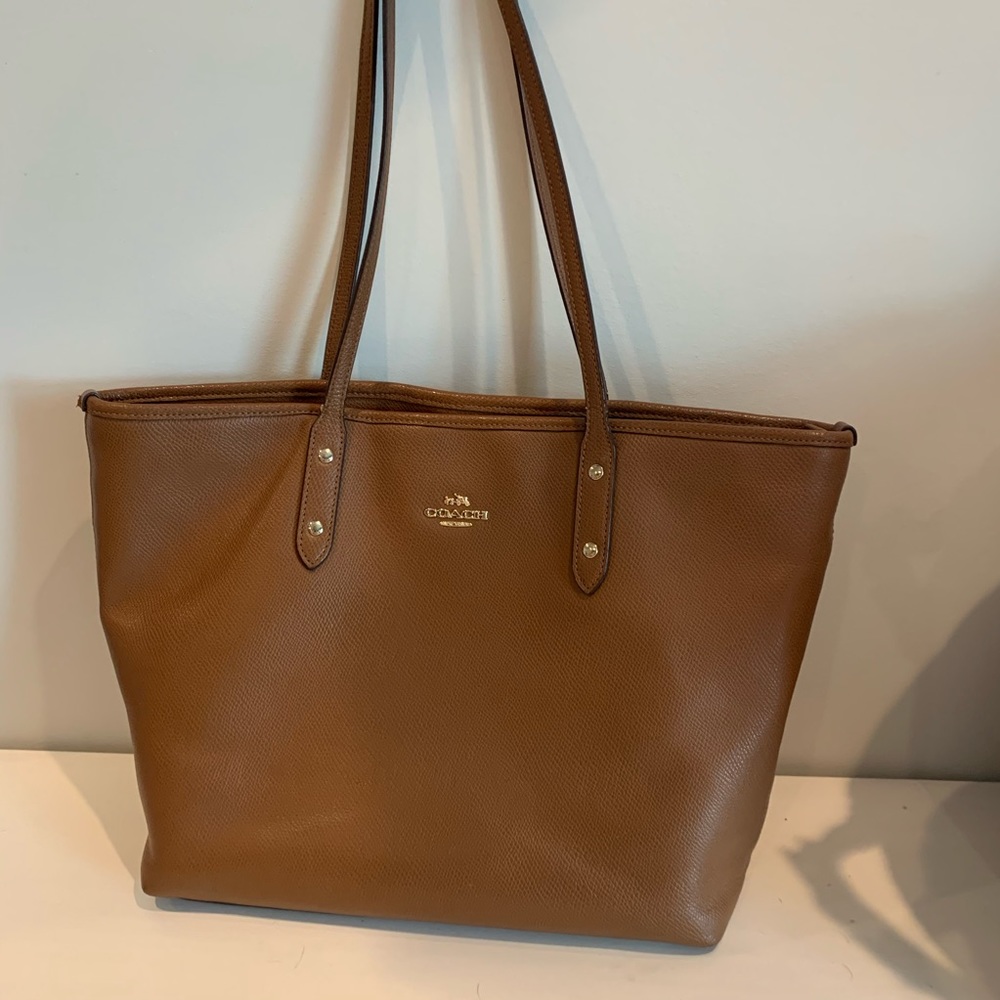 Coach city zip tote!